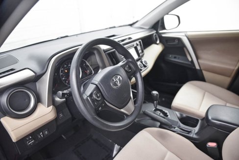Used 2013 Toyota RAV4 LE image 16