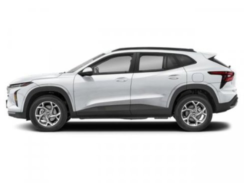 Used 2025 Chevrolet Trax RS w/ Driver Confidence Package image 3