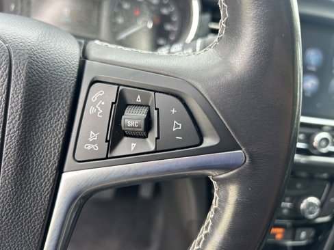 Used 2018 Buick Encore Preferred image 29