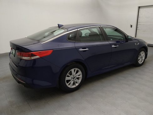 Used 2017 Kia Optima LX image 10