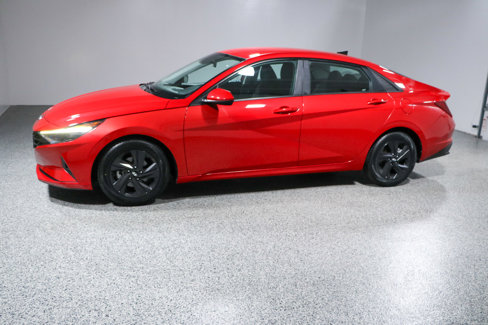 Used 2022 Hyundai Elantra SEL image 10
