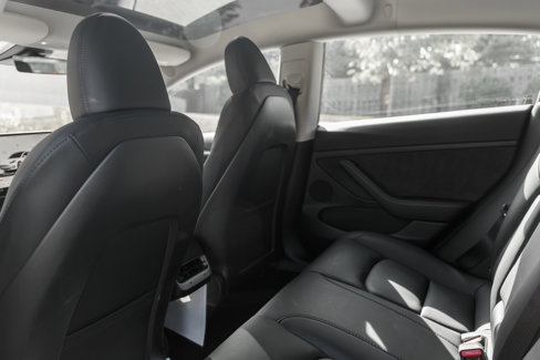 Used 2023 Tesla Model 3 Standard Range image 23