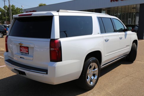 Used 2016 Chevrolet Suburban LTZ image 3