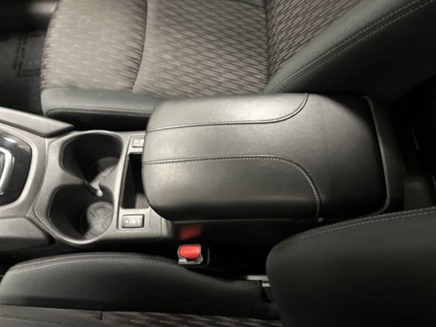Used 2018 Nissan Rogue SV w/ Premium Package image 20