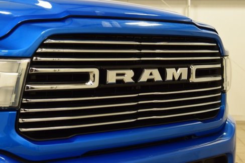 Used 2020 RAM 2500 Laramie image 9