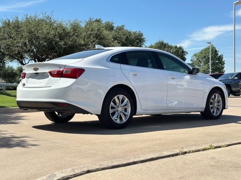 Used 2023 Chevrolet Malibu LT image 2