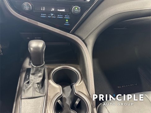 Used 2021 Toyota Camry SE w/ Carpet Mat Package (TMS) image 22
