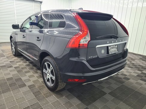Used 2015 Volvo XC60 T6 image 10