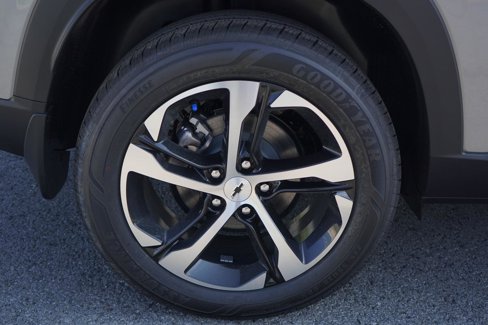 New 2025 Chevrolet Trax RS image 12