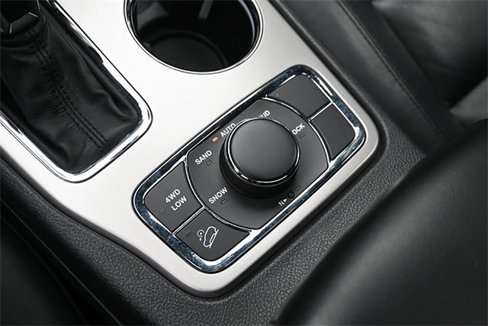 Used 2019 Jeep Grand Cherokee Limited image 23