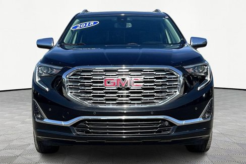 Used 2018 GMC Terrain Denali image 2