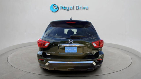 Used 2020 Nissan Pathfinder SL image 5
