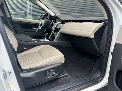 Used 2021 Land Rover Discovery Sport S image 22