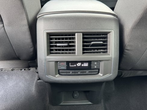 Used 2019 Volkswagen Atlas S w/ Towing Package image 31