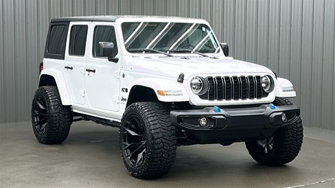 Used 2024 Jeep Wrangler Unlimited w/ Convenience Group image 7