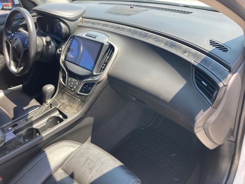 Used 2016 Buick LaCrosse Leather image 20