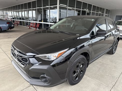 Used 2024 Subaru Crosstrek 2.0i image 3