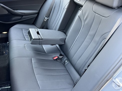 Used 2023 BMW 530i xDrive w/ Premium Package image 13