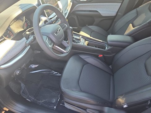 New 2025 Jeep Compass Latitude image 23