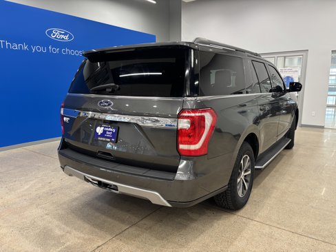 Used 2018 Ford Expedition Max XLT w/ Equipment Group 202A image 8