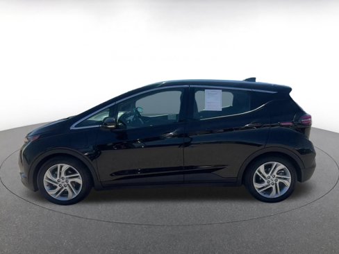 Used 2023 Chevrolet Bolt LT w/ Driver Confidence Package image 8