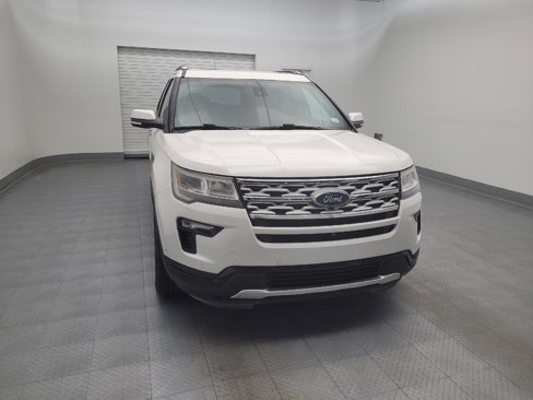 Used 2018 Ford Explorer Limited w/ Equipment Group 301A image 14