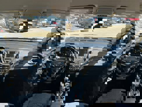 Used 2022 Chevrolet Equinox LT image 22