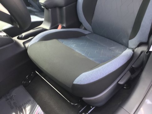 New 2025 Nissan Versa SV w/ Trunk Package image 9