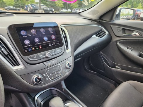 Used 2024 Chevrolet Malibu LT image 13