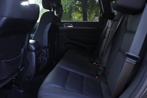 Used 2021 Jeep Grand Cherokee Laredo image 14
