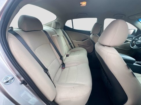 Used 2015 Kia Optima LX image 23