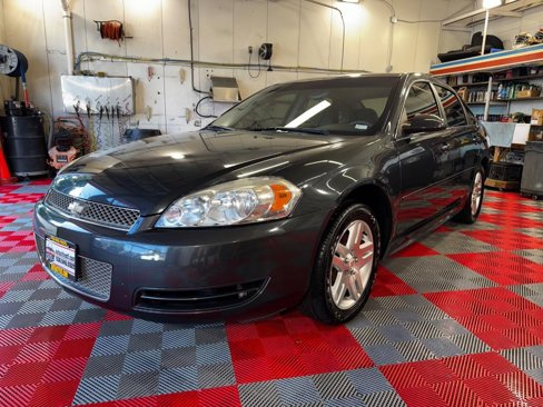 Used 2016 Chevrolet Impala LT image 3