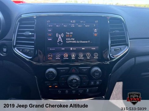 Used 2019 Jeep Grand Cherokee Altitude image 10
