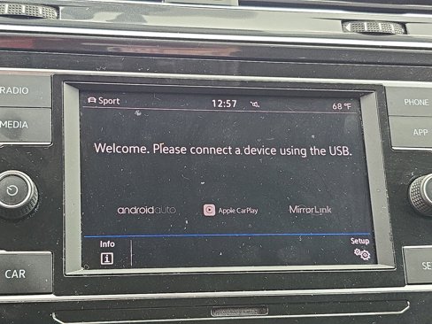 Used 2018 Volkswagen Tiguan S image 21