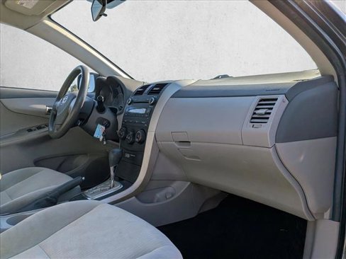 Used 2010 Toyota Corolla LE image 21