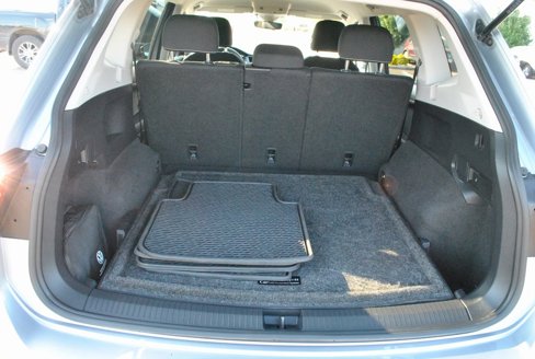 Used 2023 Volkswagen Tiguan S w/ Driver Assistance Package image 8