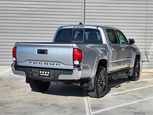 Used 2022 Toyota Tacoma SR5 image 8