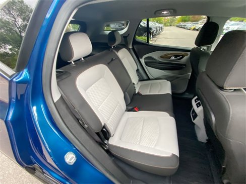 Used 2021 GMC Terrain SLE w/ Driver Convenience Package image 26