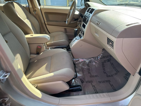 Used 2009 Dodge Caliber SXT image 12