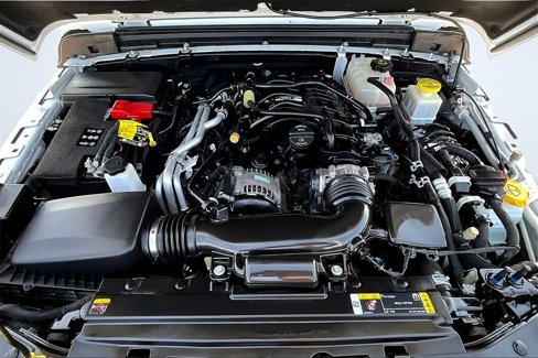 Used 2023 Jeep Gladiator Sport image 10