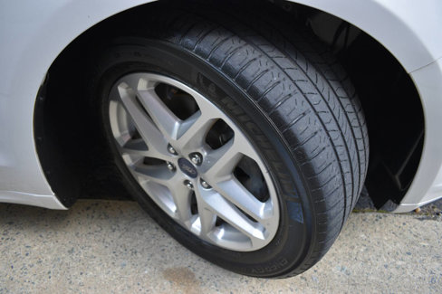 Used 2016 Ford Fusion SE w/ Equipment Group 202A image 42