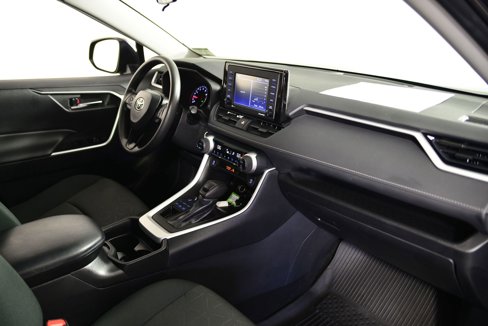 Used 2021 Toyota RAV4 XLE image 20