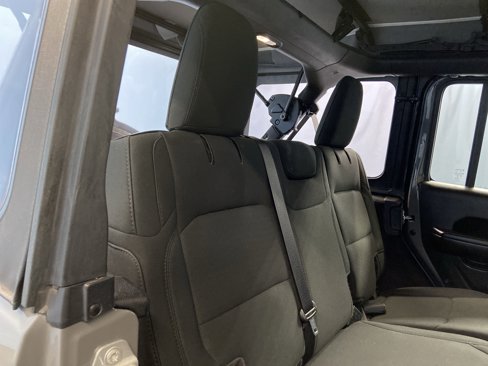 Certified 2021 Jeep Wrangler Unlimited Sport image 32