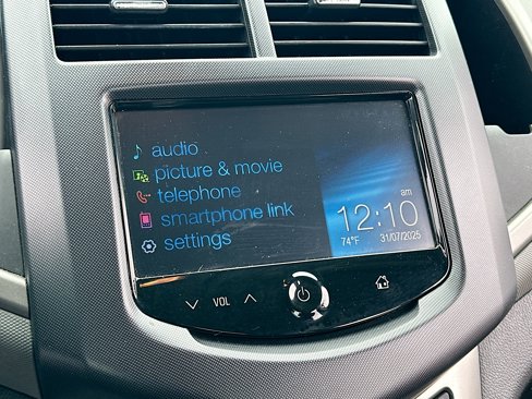 Used 2013 Chevrolet Sonic LT image 9