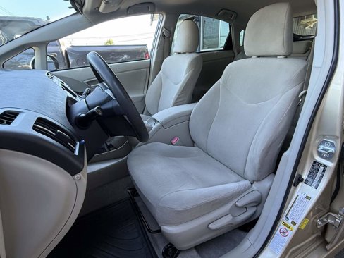 Used 2011 Toyota Prius Three image 4