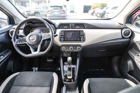 Used 2021 Nissan Versa SV image 2
