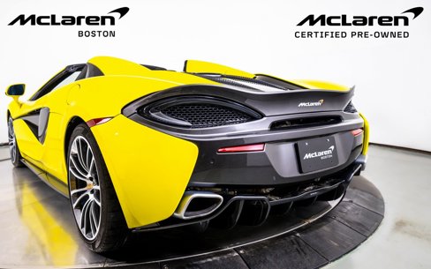 Used 2018 McLaren 570S Spider image 12
