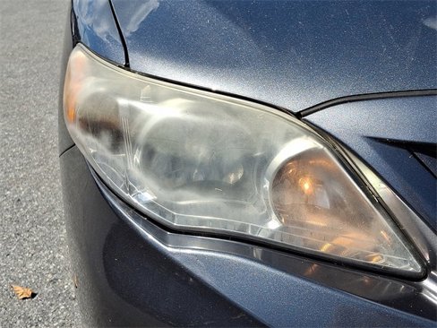 Used 2013 Toyota Corolla L image 8