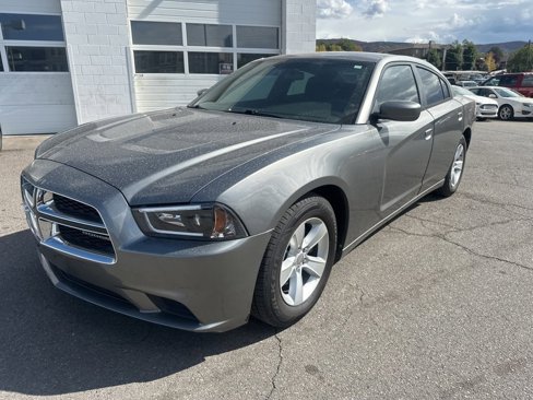 Used 2012 Dodge Charger SE image 5