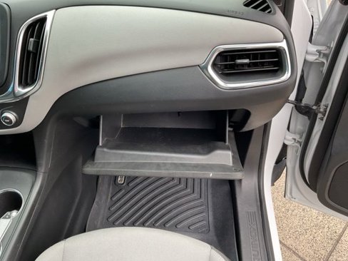 Used 2020 Chevrolet Equinox LT image 31